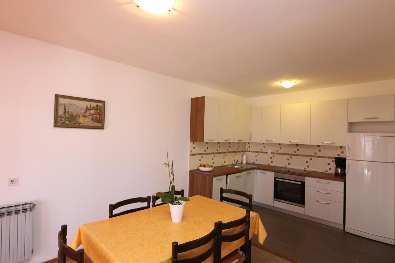 שילו Apartments Grskovic G. Jesenovica מראה חיצוני תמונה